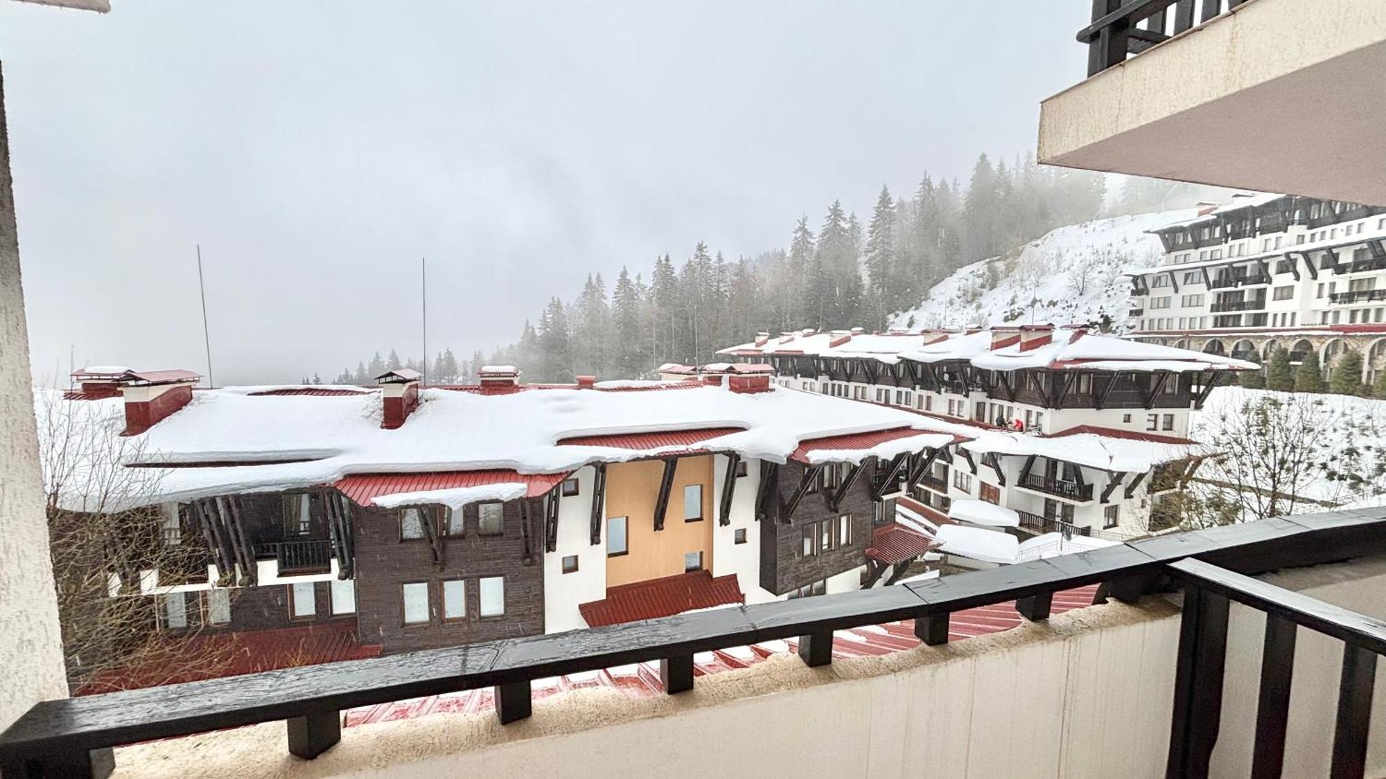 Top Of The Mountain Гранд Манастира Частни Апартаменти Pamporovo Exteriör bild
